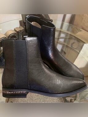 Franco Sarto Size 7.5 Black Leather Booties(NEW)